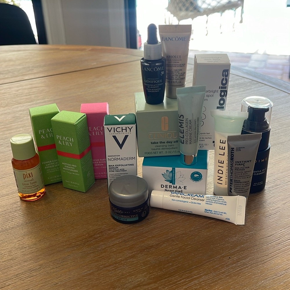 16 skincare samples
